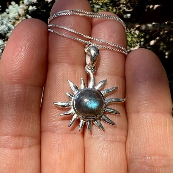 Sundance NEW $138 LABRADORITE SUN Sterling Silver 18” Pendant Chain Necklace - Picture 1 of 11